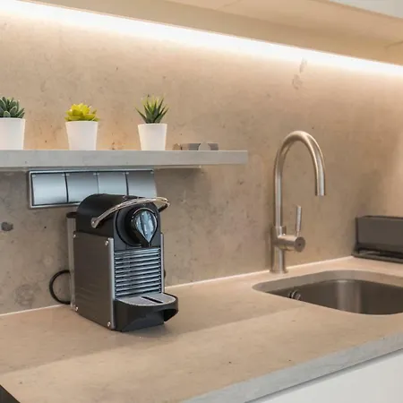 Hidden Oasis 2Bdr Apartment By Lovelystay Apartmán Lisboa