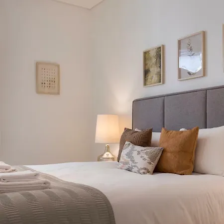 Hidden Oasis 2Bdr Apartment By Lovelystay *