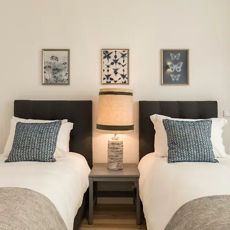 Lovelystay - Hidden Oasis With River View *