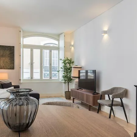 Lovelystay - Hidden Oasis With River View * Lisboa