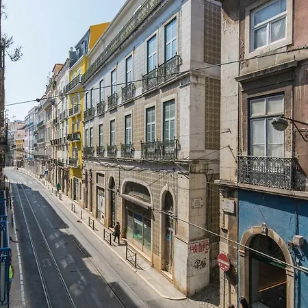 Apartamento Lovelystay - Hidden Oasis With River View