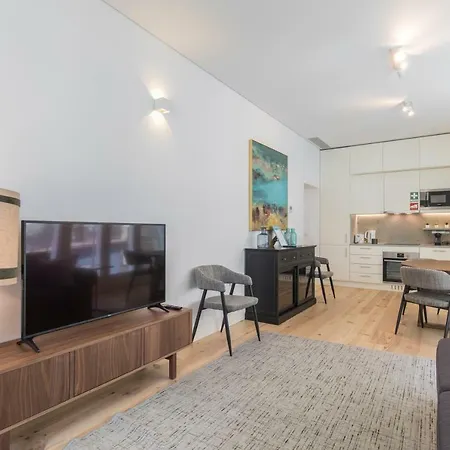 Hidden Oasis 2bdr By Lovelystay Lisboa