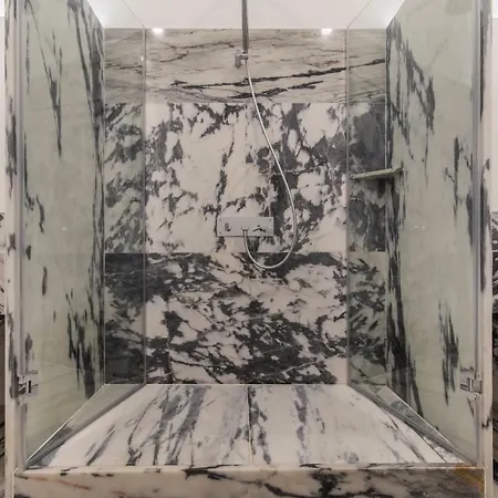 Hidden Oasis 2Bdr Apartment By Lovelystay Appartement